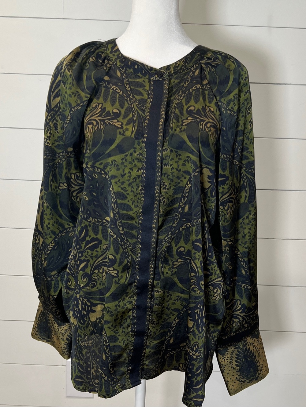 Antonio Melani Long-Sleeve Printed Blouse - Olive & Black